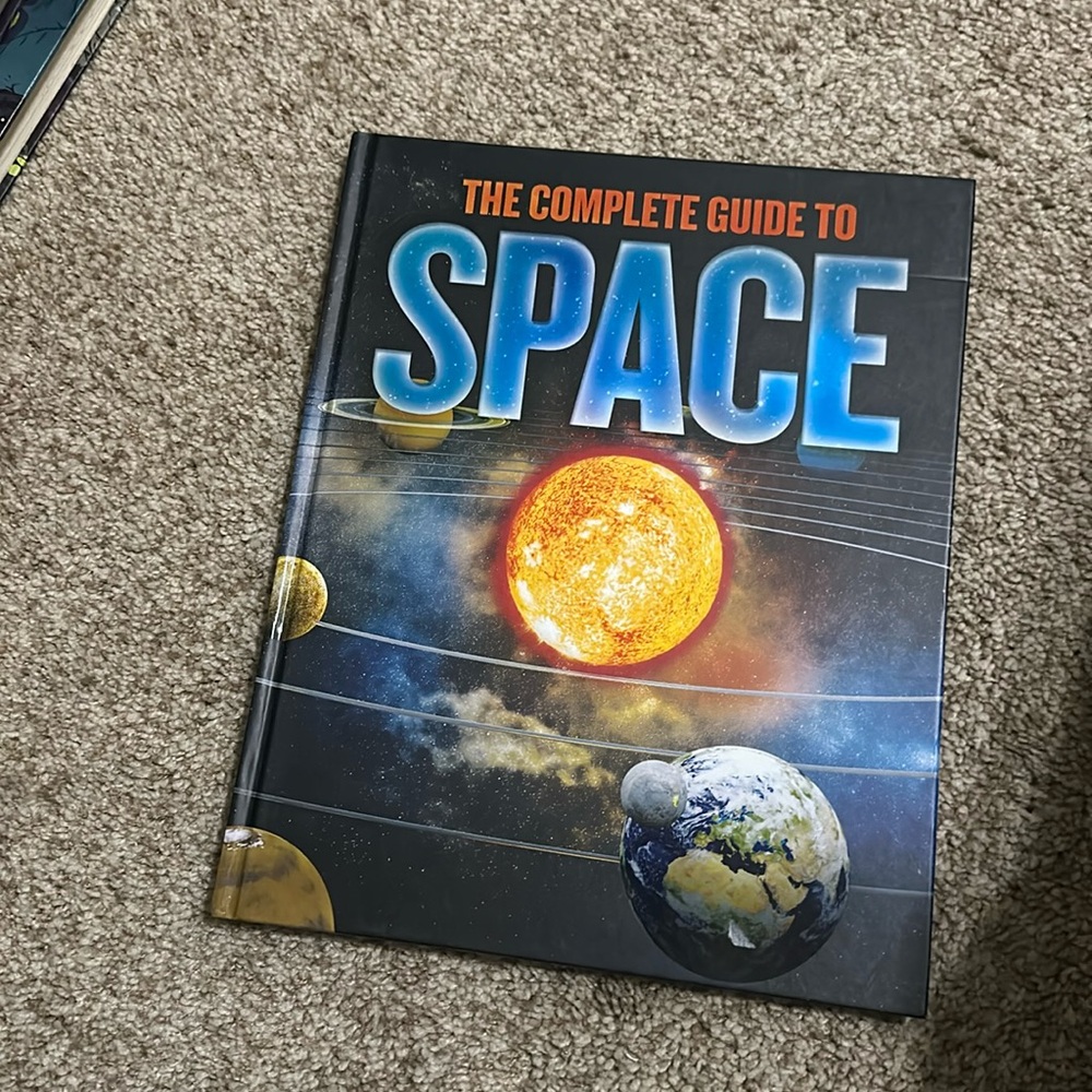 The complete guide to Space book by Amanda Askew